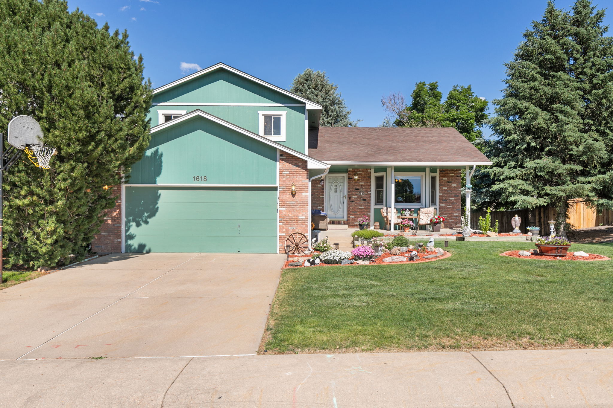 3710 Valley View Ave Evans, CO 80620